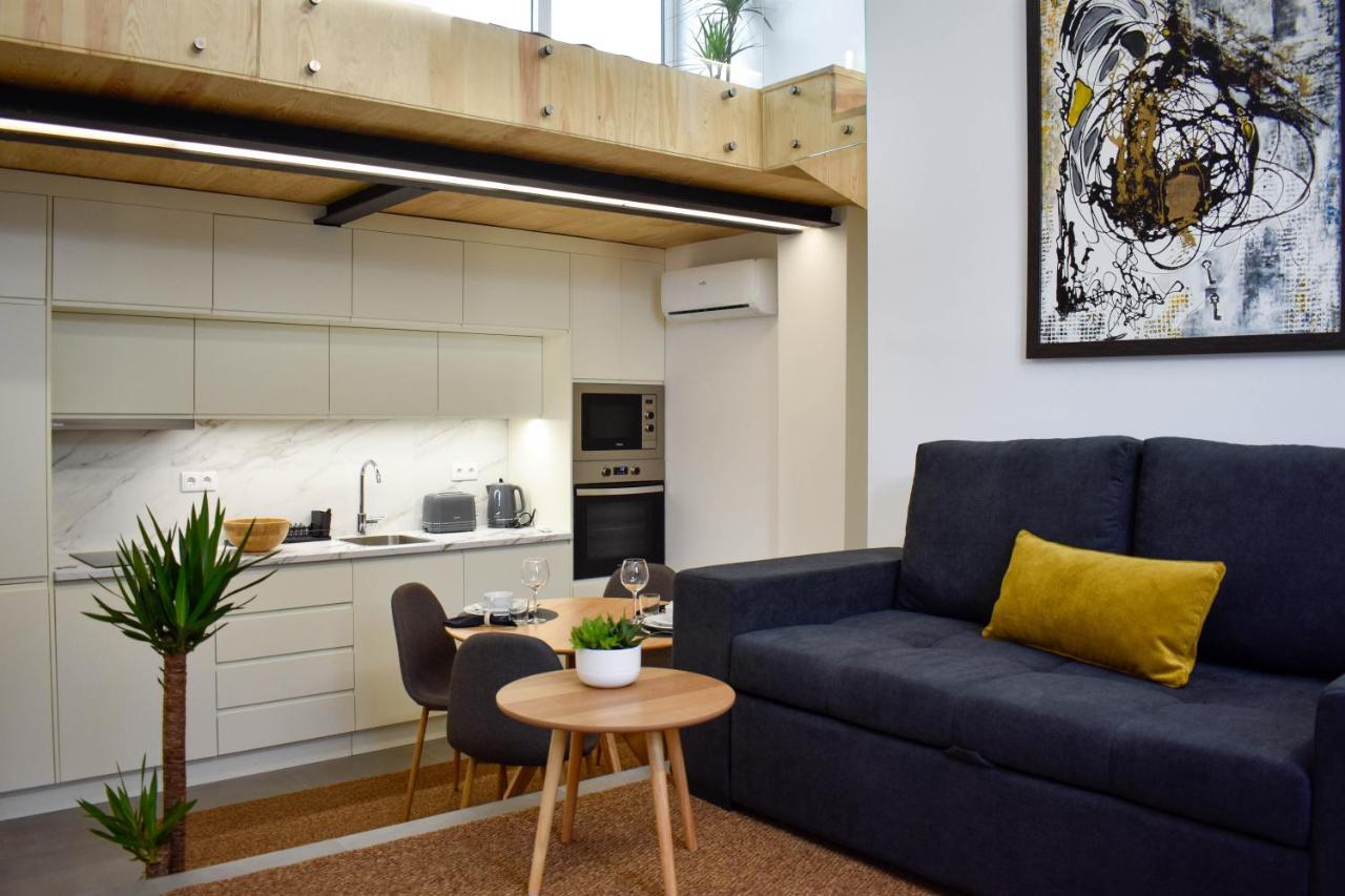 Apostolos Loft *